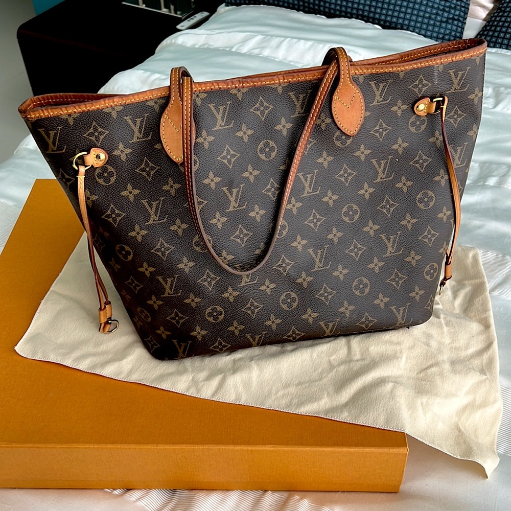SOLD Louis Vuitton Neverfull MM monogram AUTHENTIC